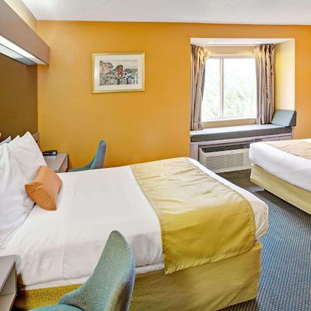 Microtel Inn & Suites By Wyndham Gatlinburg Eksteriør billede
