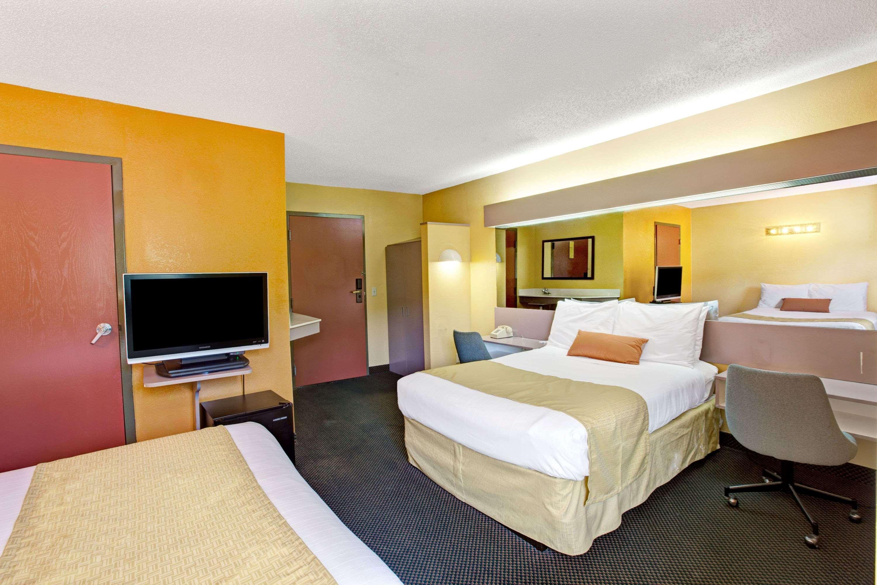 Microtel Inn & Suites By Wyndham Gatlinburg Eksteriør billede