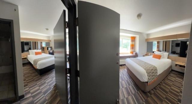 Microtel Inn & Suites By Wyndham Gatlinburg Eksteriør billede