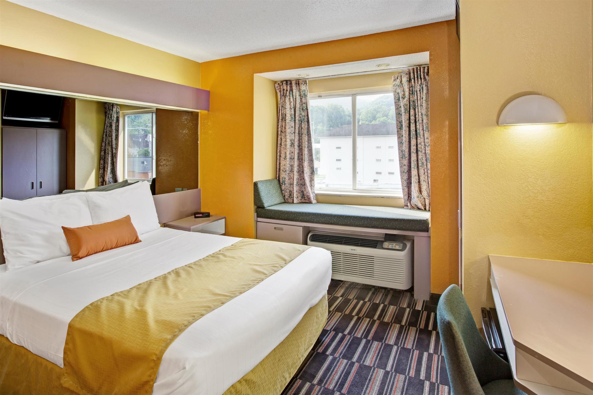 Microtel Inn & Suites By Wyndham Gatlinburg Eksteriør billede