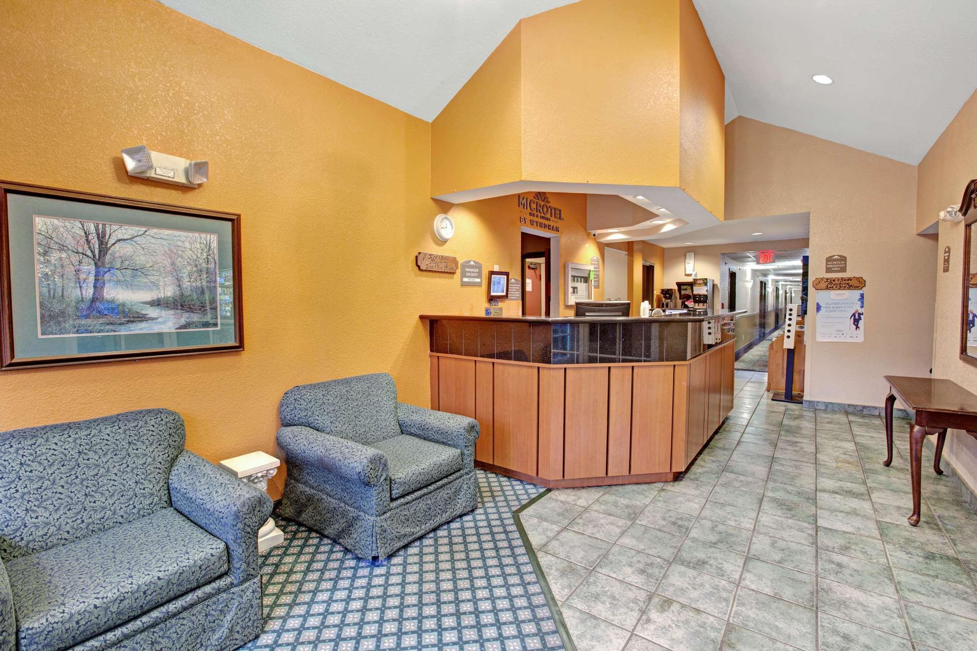 Microtel Inn & Suites By Wyndham Gatlinburg Eksteriør billede